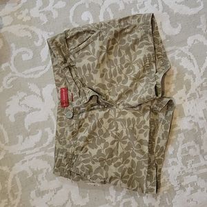 B.U.M Equipment shorts